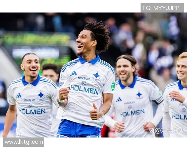 当前美国足球现役球星盘点及其在国际赛场的表现分析